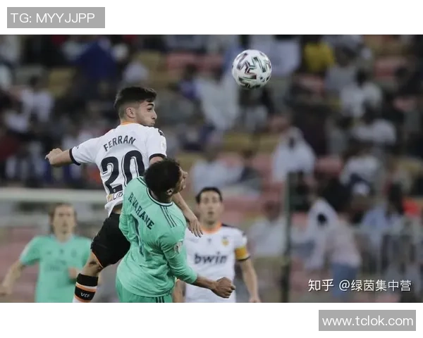 LNG在冠军杯中的比赛经验与表现分析及其未来发展潜力探讨