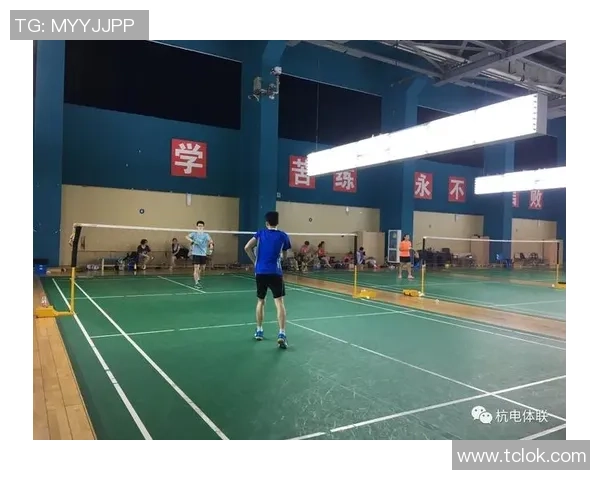 成都羽毛球队的团队协作精神与成功之道探讨 成都羽毛球队的团队协作精神与成功之道探讨