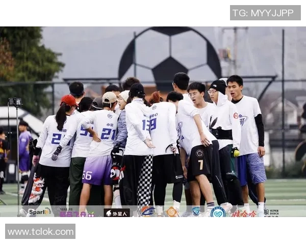 杭州飞盘队与深圳飞盘队赛后复盘分析个人能力对比与表现总结